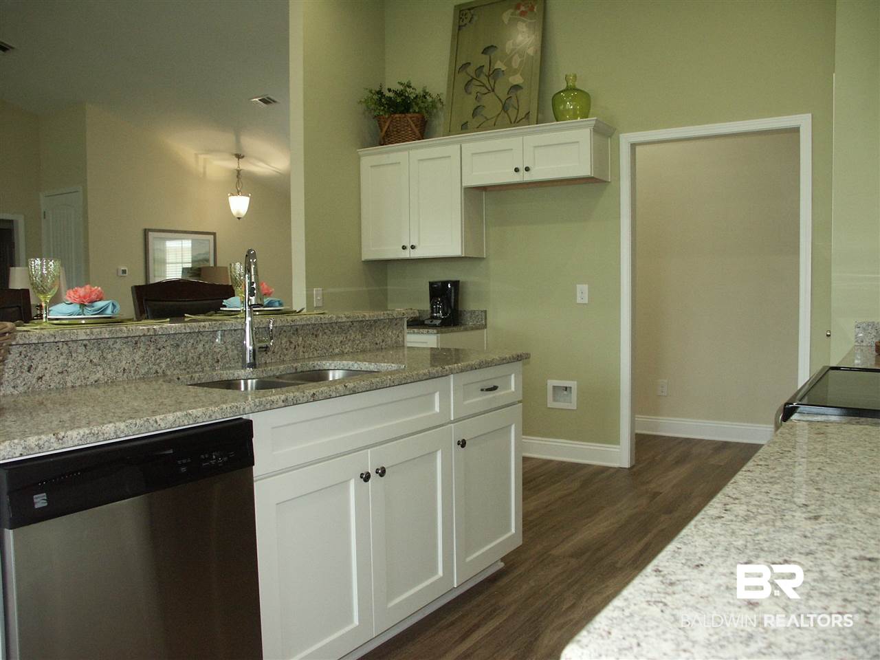 12610 Westfield Loop Lillian, AL 36549 - Photo 5 of 24 Kitchen with Granite Coun