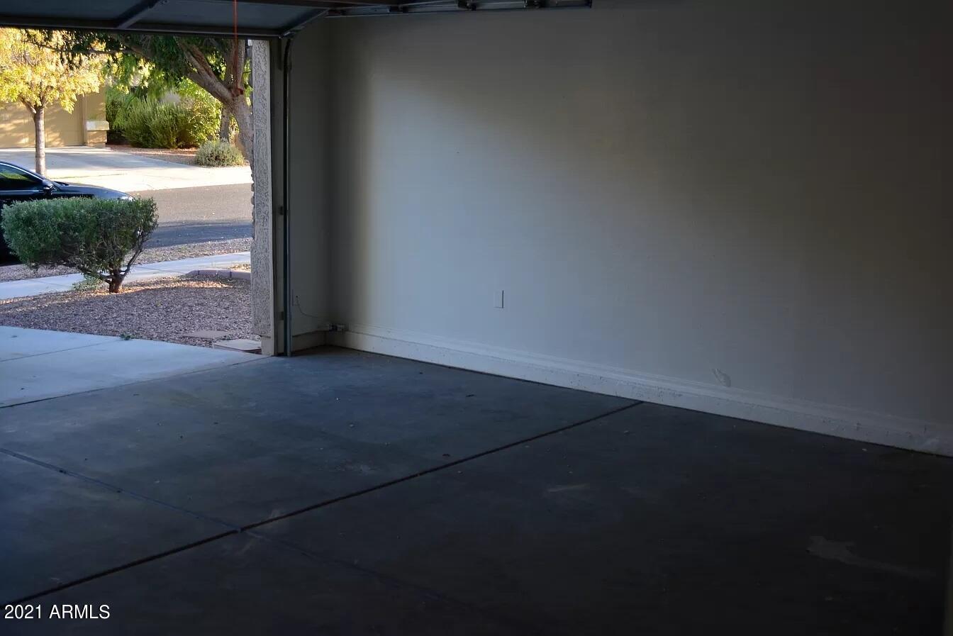 16950 West Nottingham Way Surprise, AZ 85374 - Photo 26 of 28 IMG_1054