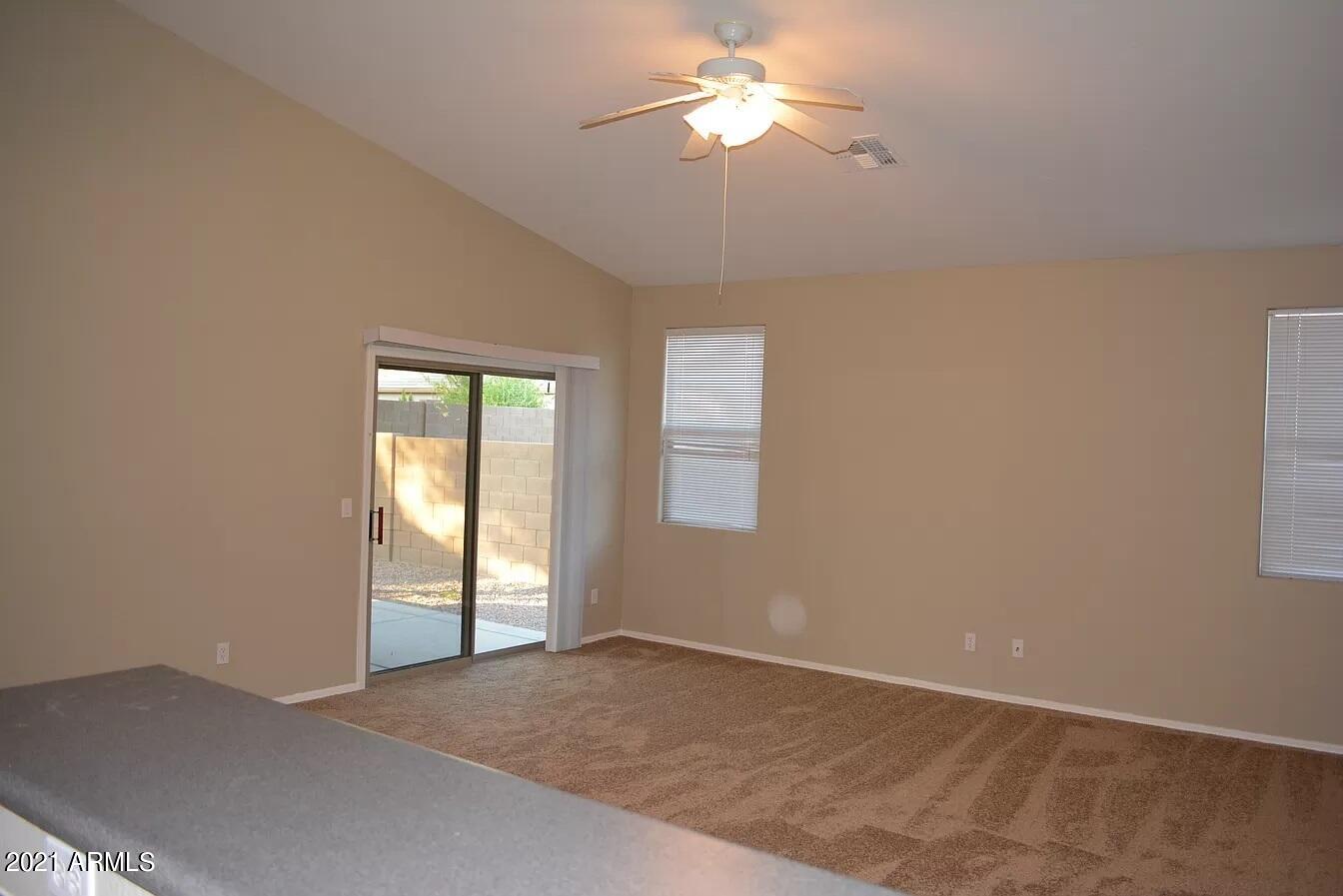 16950 West Nottingham Way Surprise, AZ 85374 - Photo 3 of 28 IMG_1031