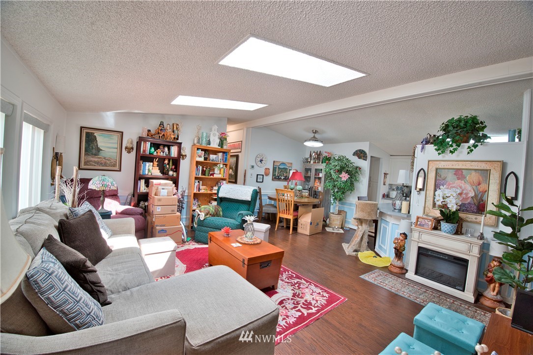 23801 7th Place West Bothell, WA 98021 - Photo 4 of 28