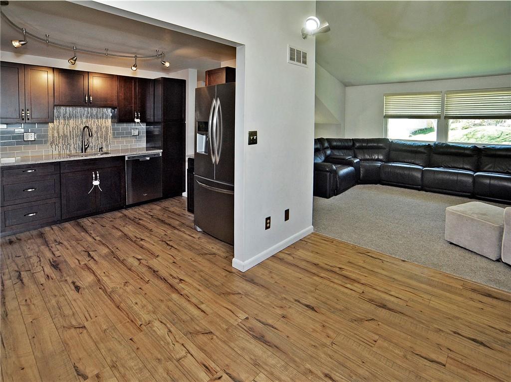 104 Ridgeview Drive Monroeville, PA 15146 - Photo 11 of 25 Gallery Image 11