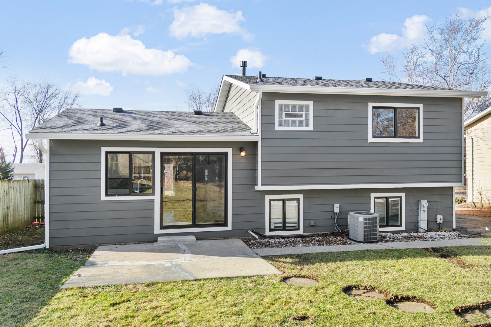 118 Springleaf Drive Bolingbrook, IL 60440 - Photo 4 of 24