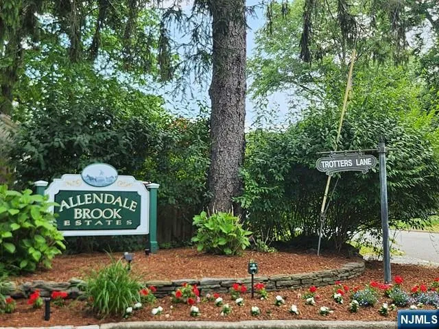 $4,600 | 87 Trotters Lane, Allendale, NJ 07401