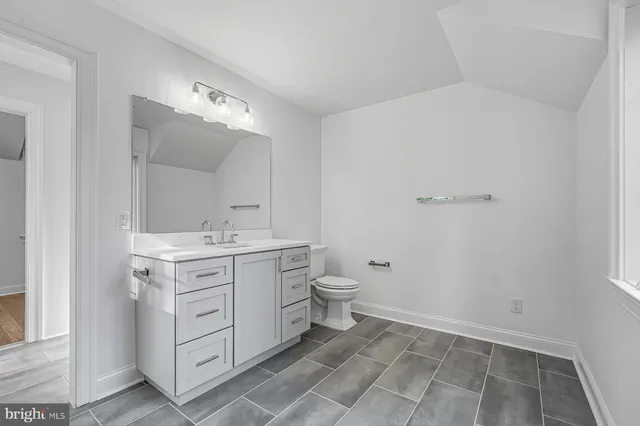 $2,595,000 | 709 Newtown Road, Berwyn, PA 19312