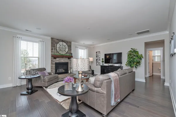 $589,900 | 120 Longfellow Way, Simpsonville, SC 29681