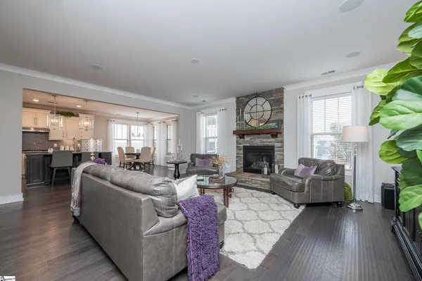 $589,900 | 120 Longfellow Way, Simpsonville, SC 29681