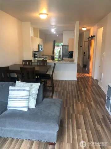 $2,600 | 14506 1st Lane Northeast, Unit 102, Duvall, WA 98019