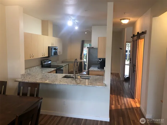 $2,600 | 14506 1st Lane Northeast, Unit 102, Duvall, WA 98019