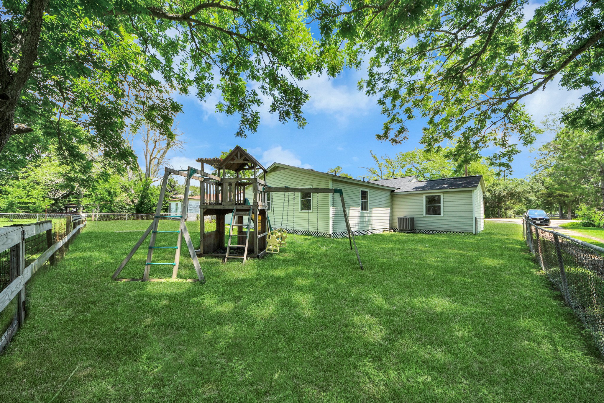 3603 Crosby Cedar Bayou Road Baytown, TX 77521 - Photo 38 of 44