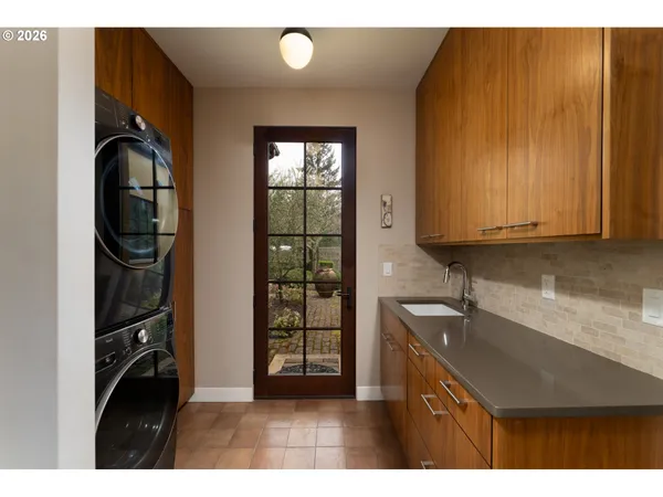 $3,495,000 | 17001 Northeast Fairview Drive, Dundee, OR 97115