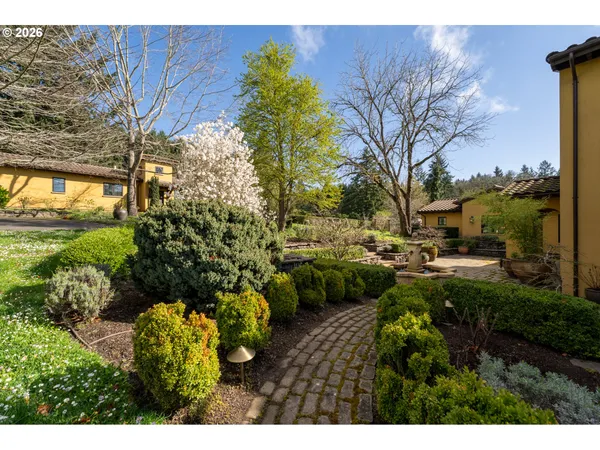 $3,495,000 | 17001 Northeast Fairview Drive, Dundee, OR 97115