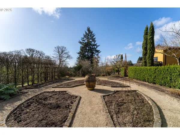 $3,495,000 | 17001 Northeast Fairview Drive, Dundee, OR 97115