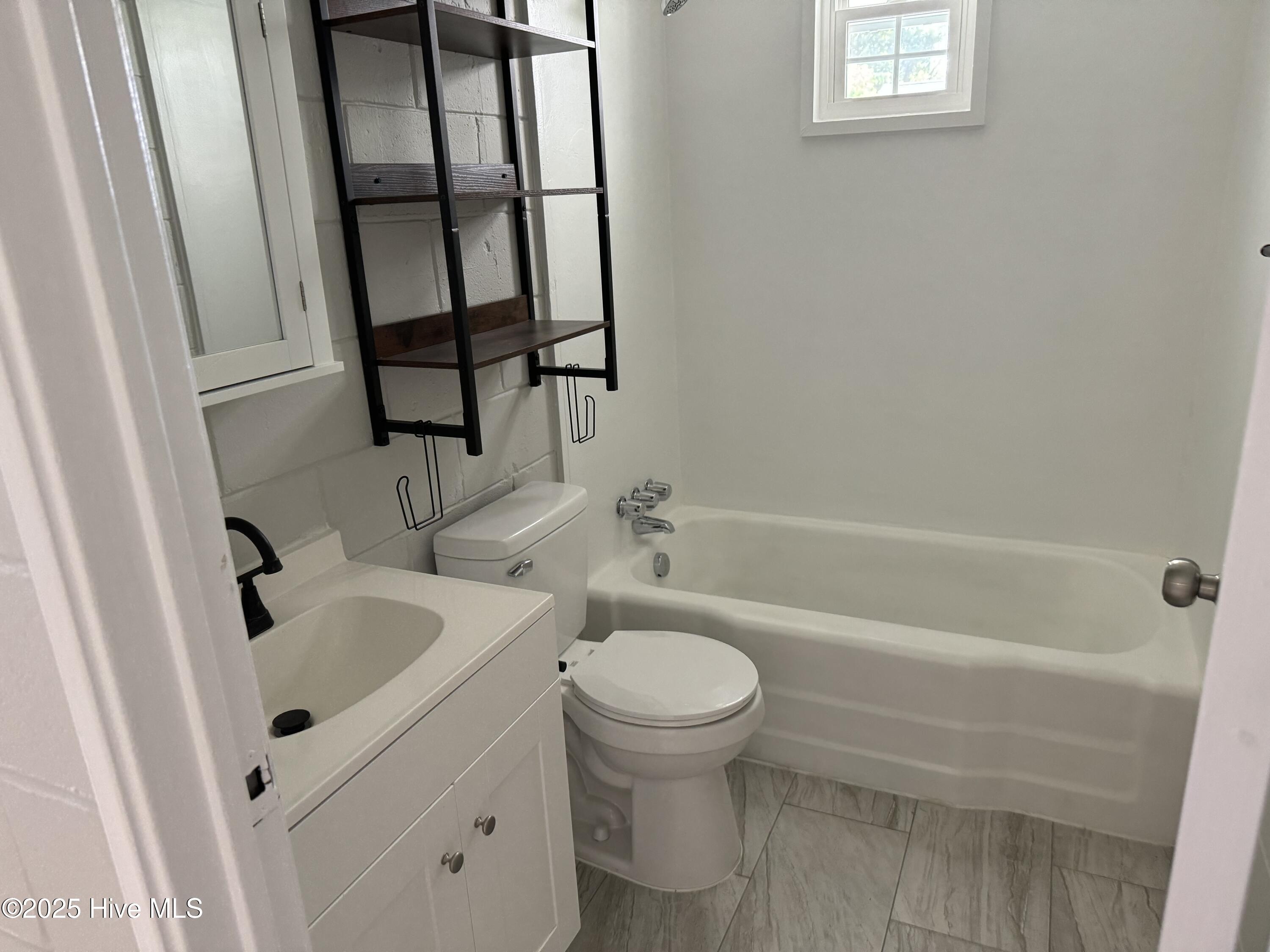 309 Jackson Street Ayden, NC 28513 - Photo 3 of 6 IMG_1032