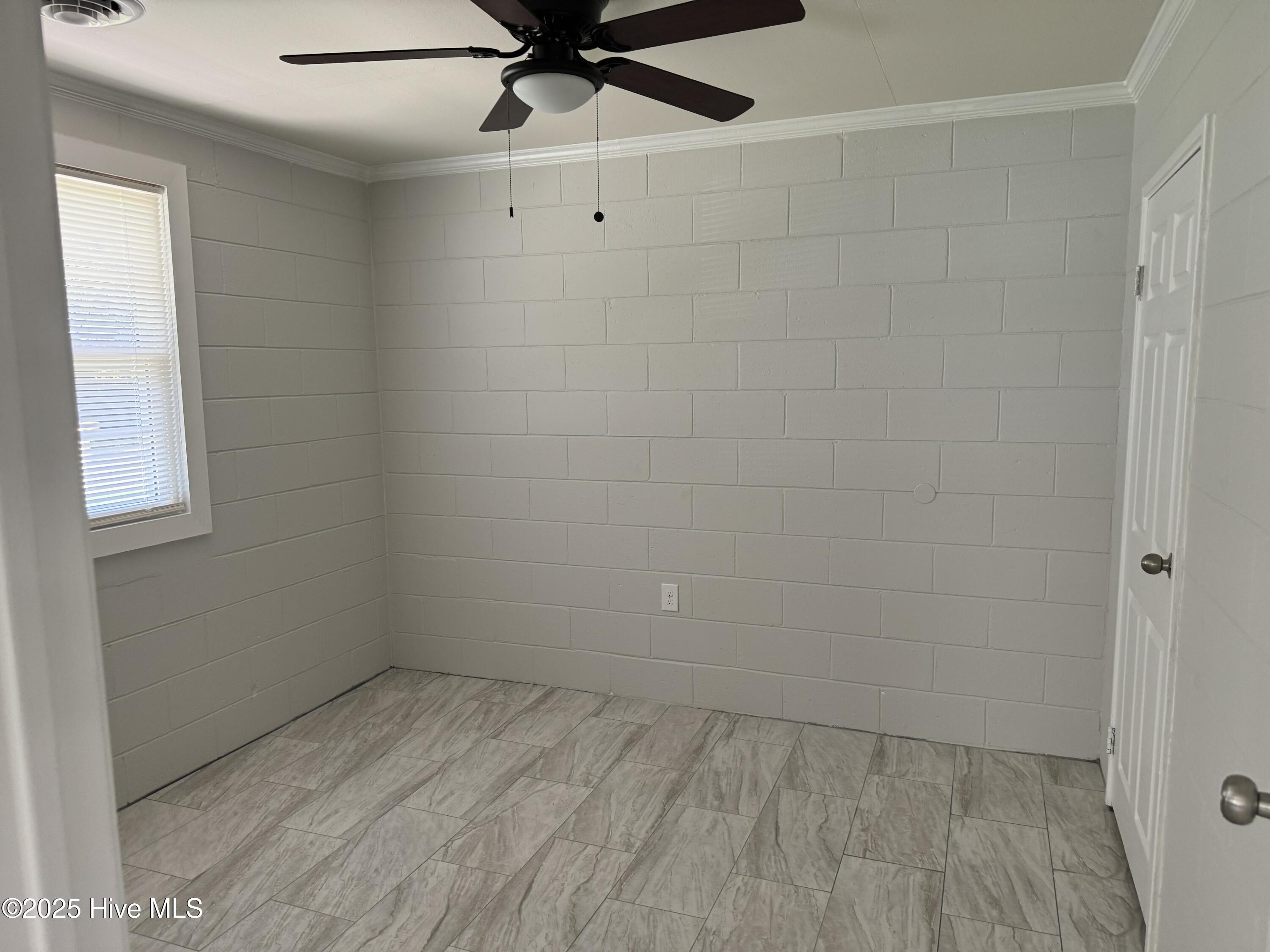 309 Jackson Street Ayden, NC 28513 - Photo 4 of 6 IMG_1034