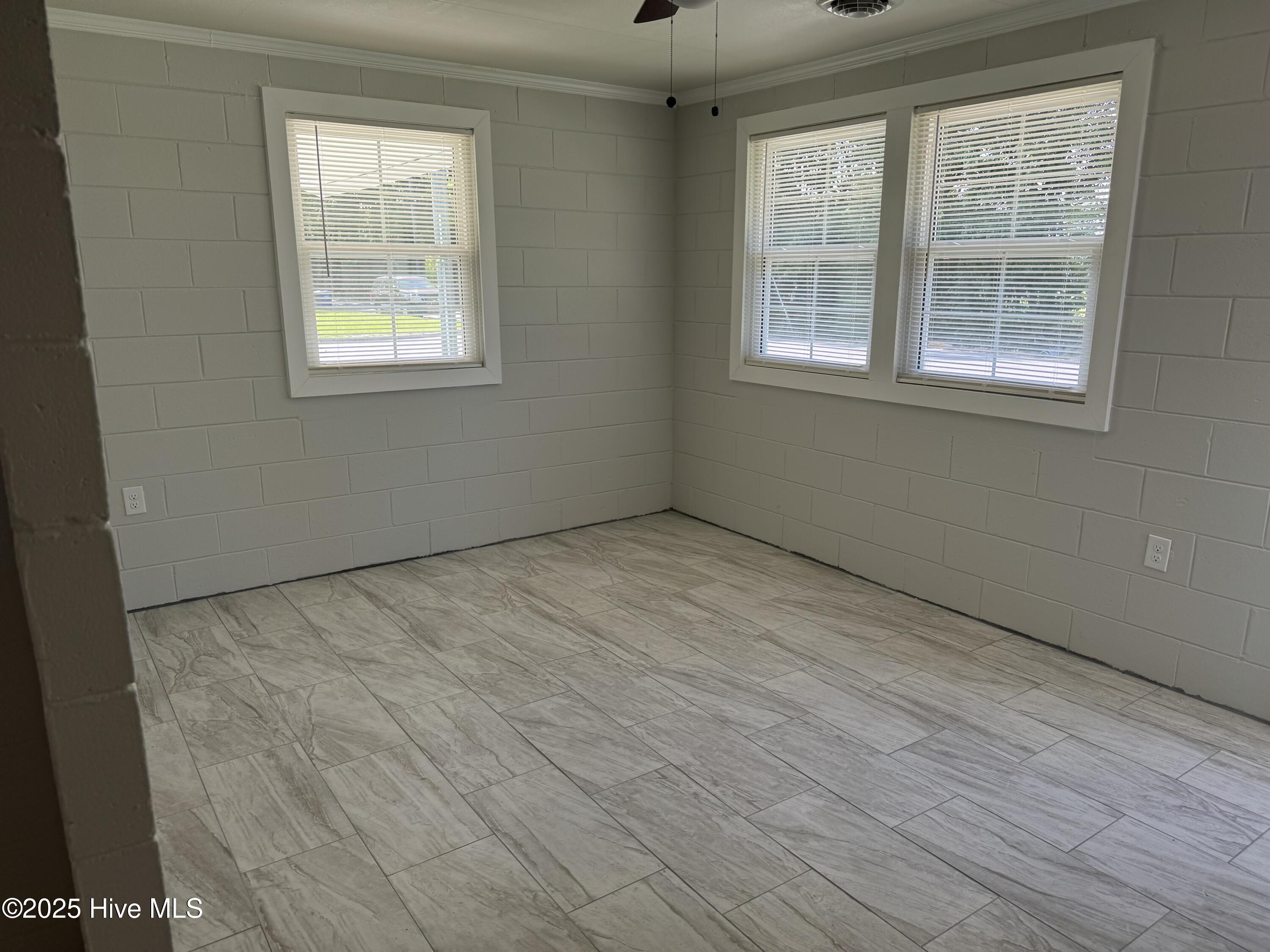 309 Jackson Street Ayden, NC 28513 - Photo 5 of 6 IMG_1033