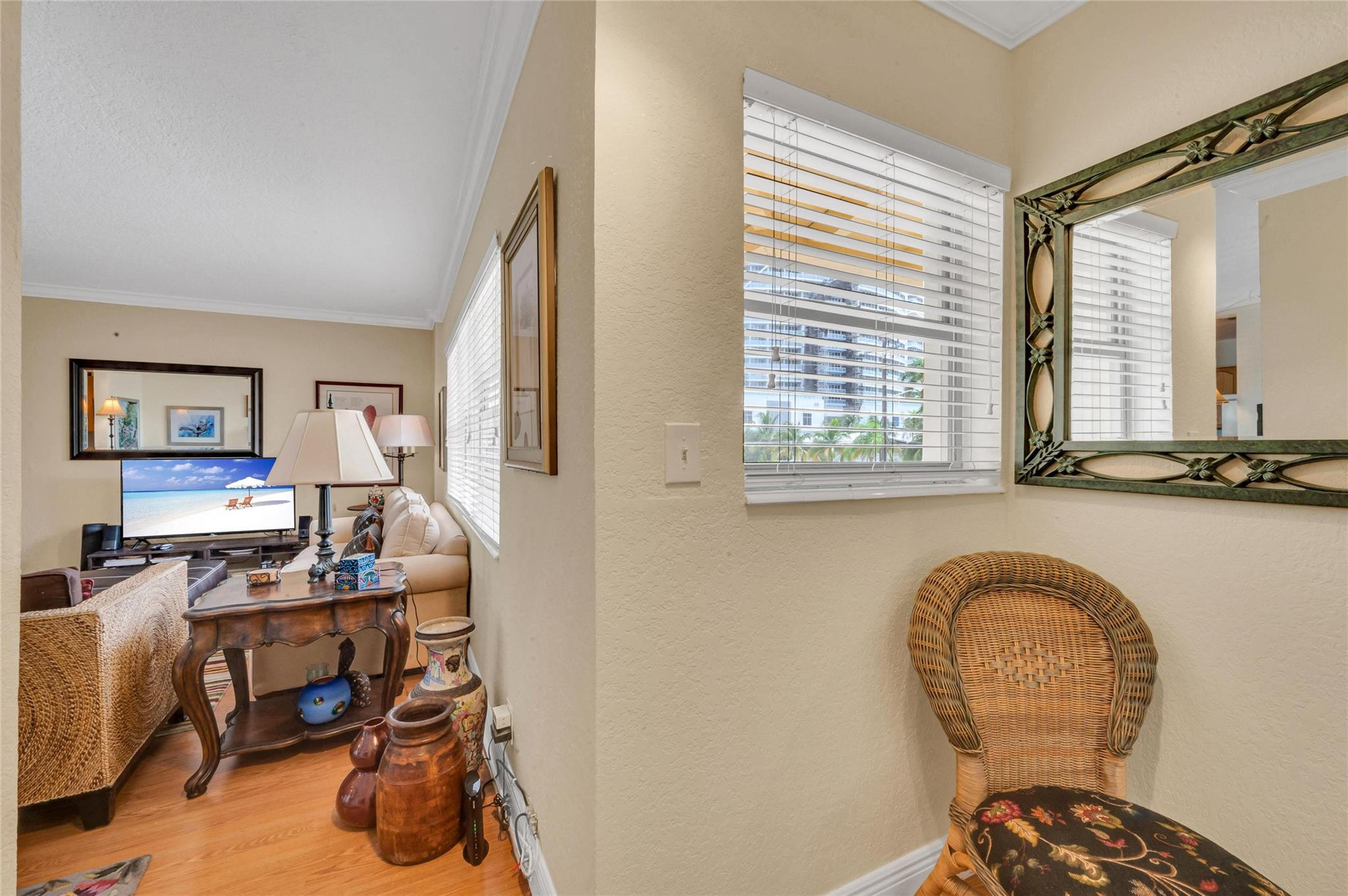 341 North Birch Road, Unit 204 Fort Lauderdale, FL 33304 - Photo 20 of 35 Photo 20
