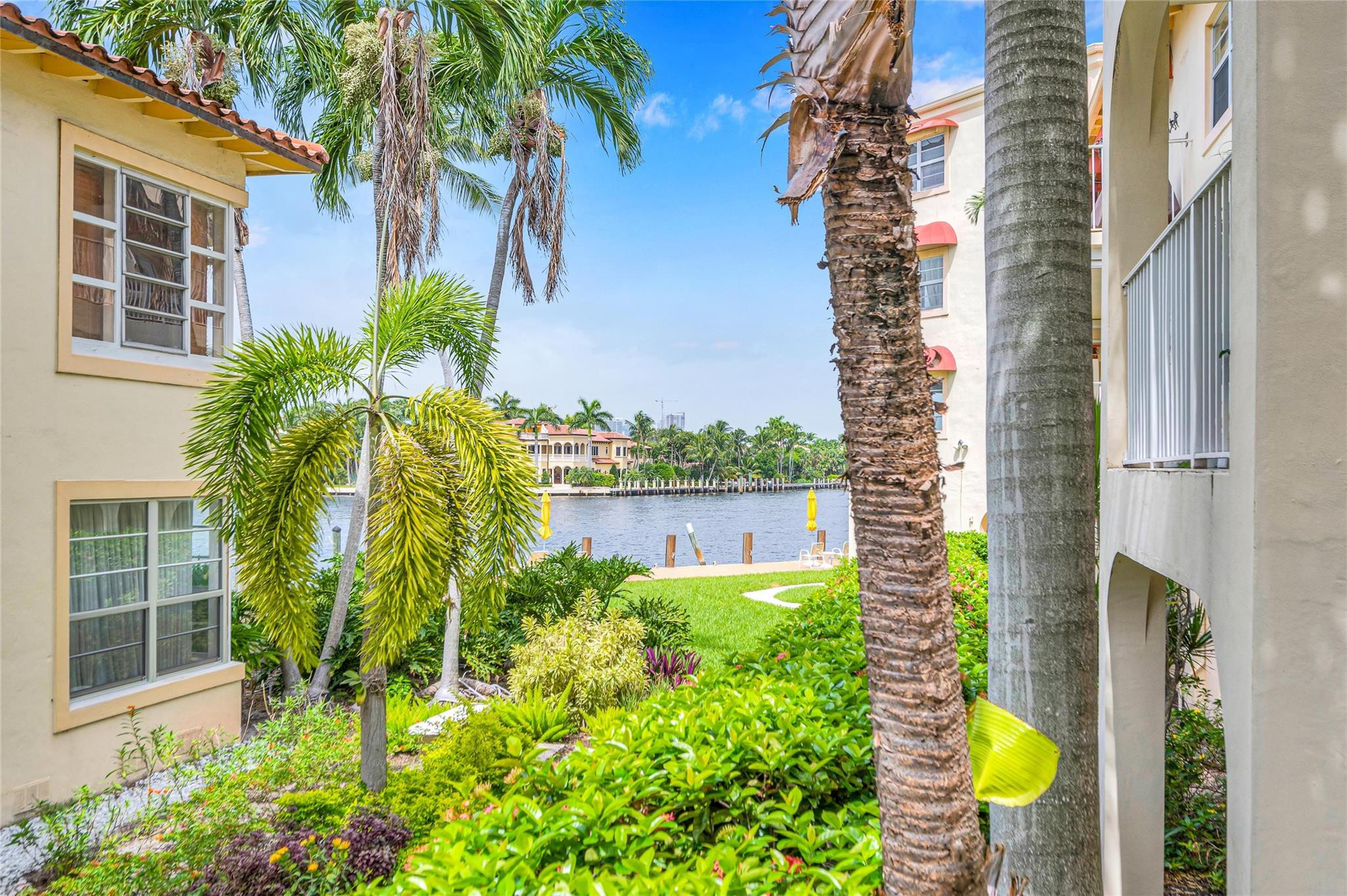 341 North Birch Road, Unit 204 Fort Lauderdale, FL 33304 - Photo 22 of 35 Photo 22