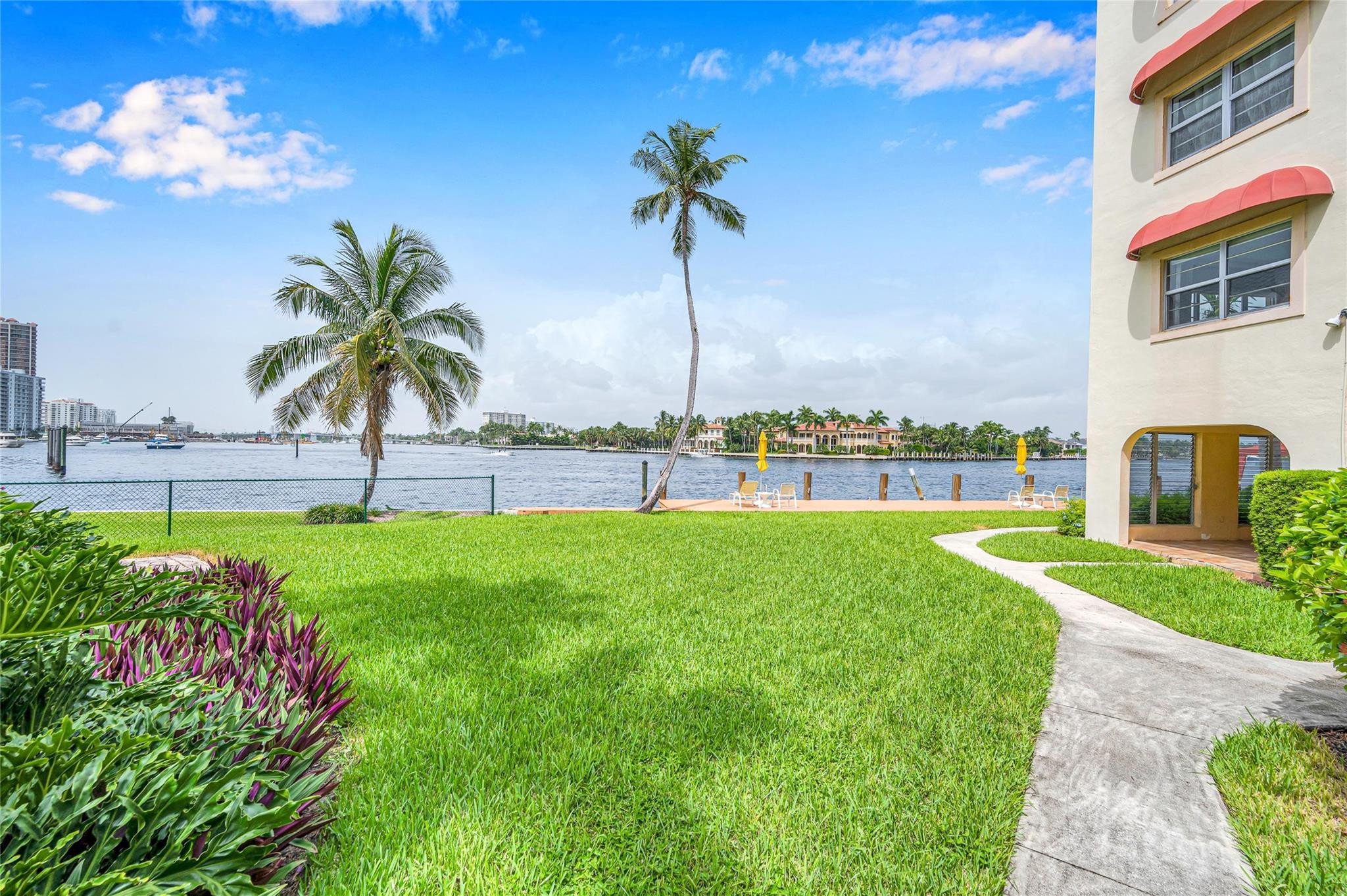 341 North Birch Road, Unit 204 Fort Lauderdale, FL 33304 - Photo 27 of 35 Photo 27