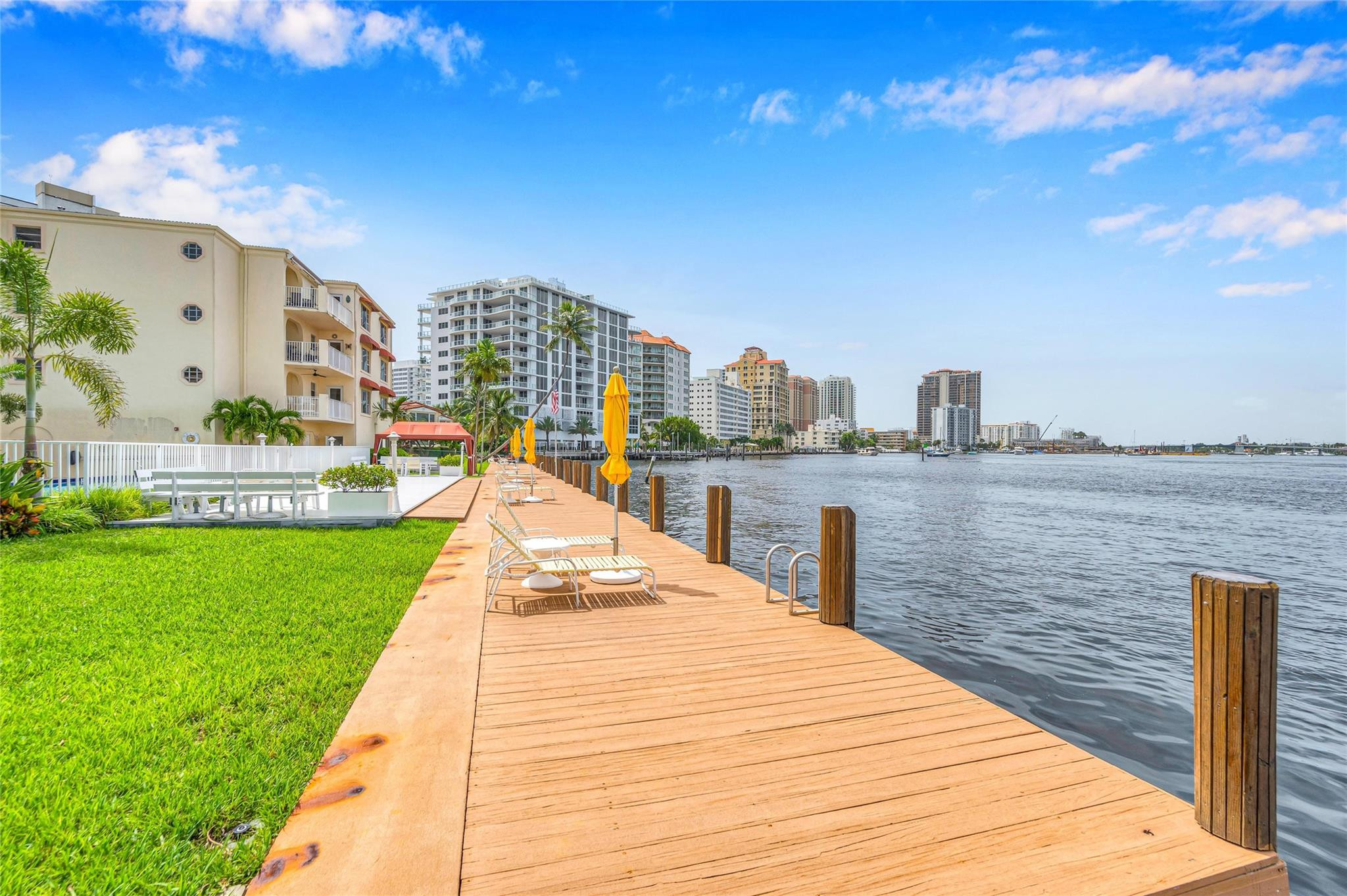 341 North Birch Road, Unit 204 Fort Lauderdale, FL 33304 - Photo 30 of 35 Photo 30