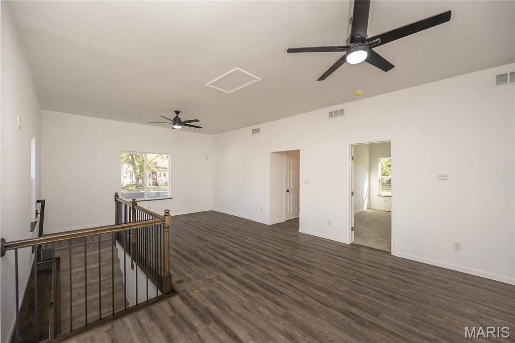 323 Church Street East Alton, IL 62024 - Photo 12 of 52