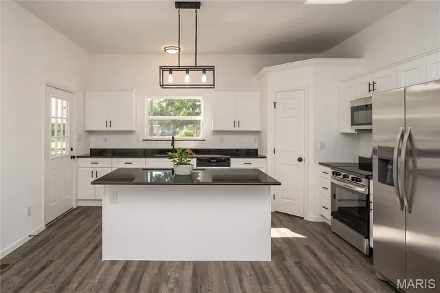 $225,000 | 323 Church Street, East Alton, IL 62024