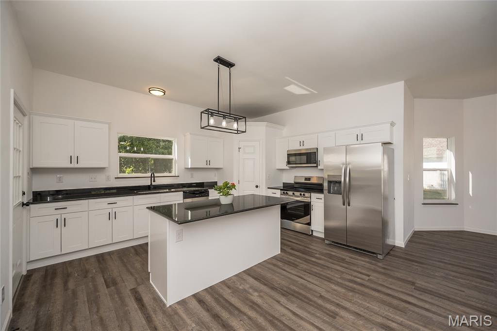 323 Church Street East Alton, IL 62024 - Photo 18 of 52