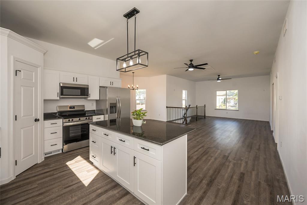 323 Church Street East Alton, IL 62024 - Photo 20 of 52