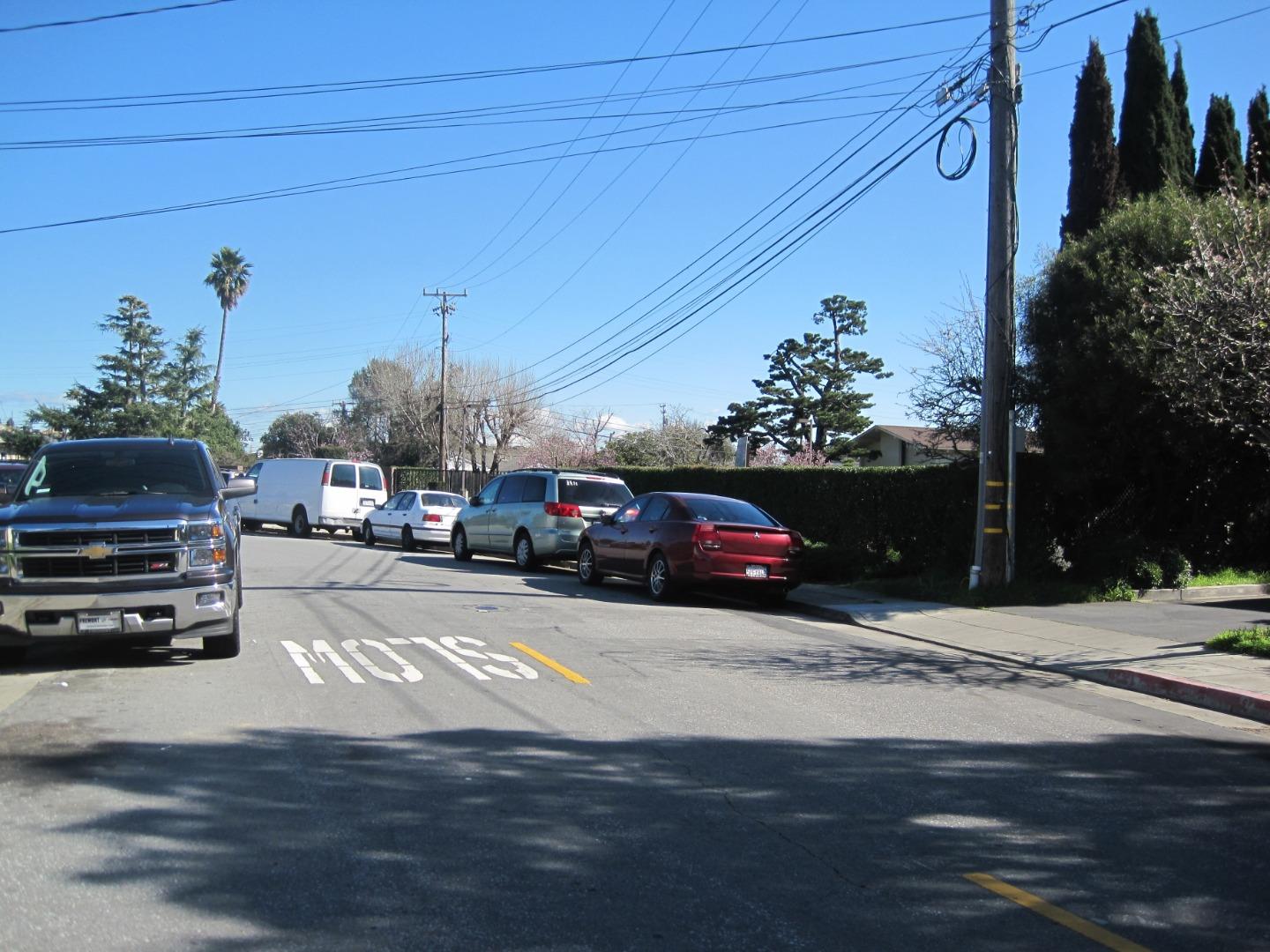 1225 Beacon Avenue San Mateo, CA 94401 - Photo 20 of 21 a view of street with parked cars