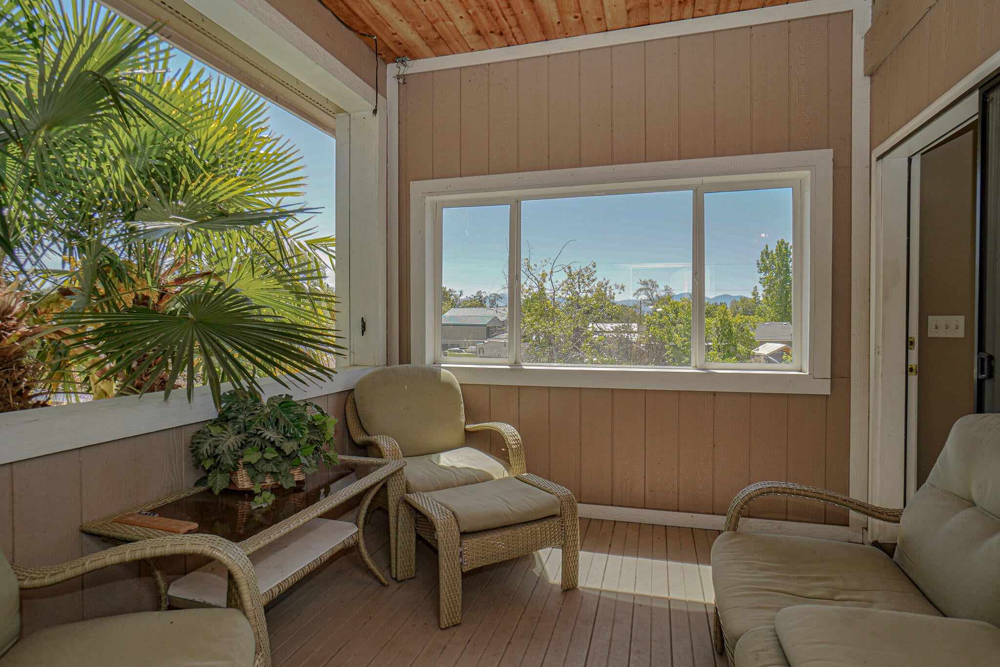 6684 Table Rock Road Central Point, OR 97502 - Photo 29 of 42 29