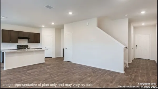 $2,500 | 1310 Brown Pelican Way, San Antonio, TX 78253