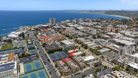 $2,875,000 | 718 Silver Street, La Jolla, CA 92037