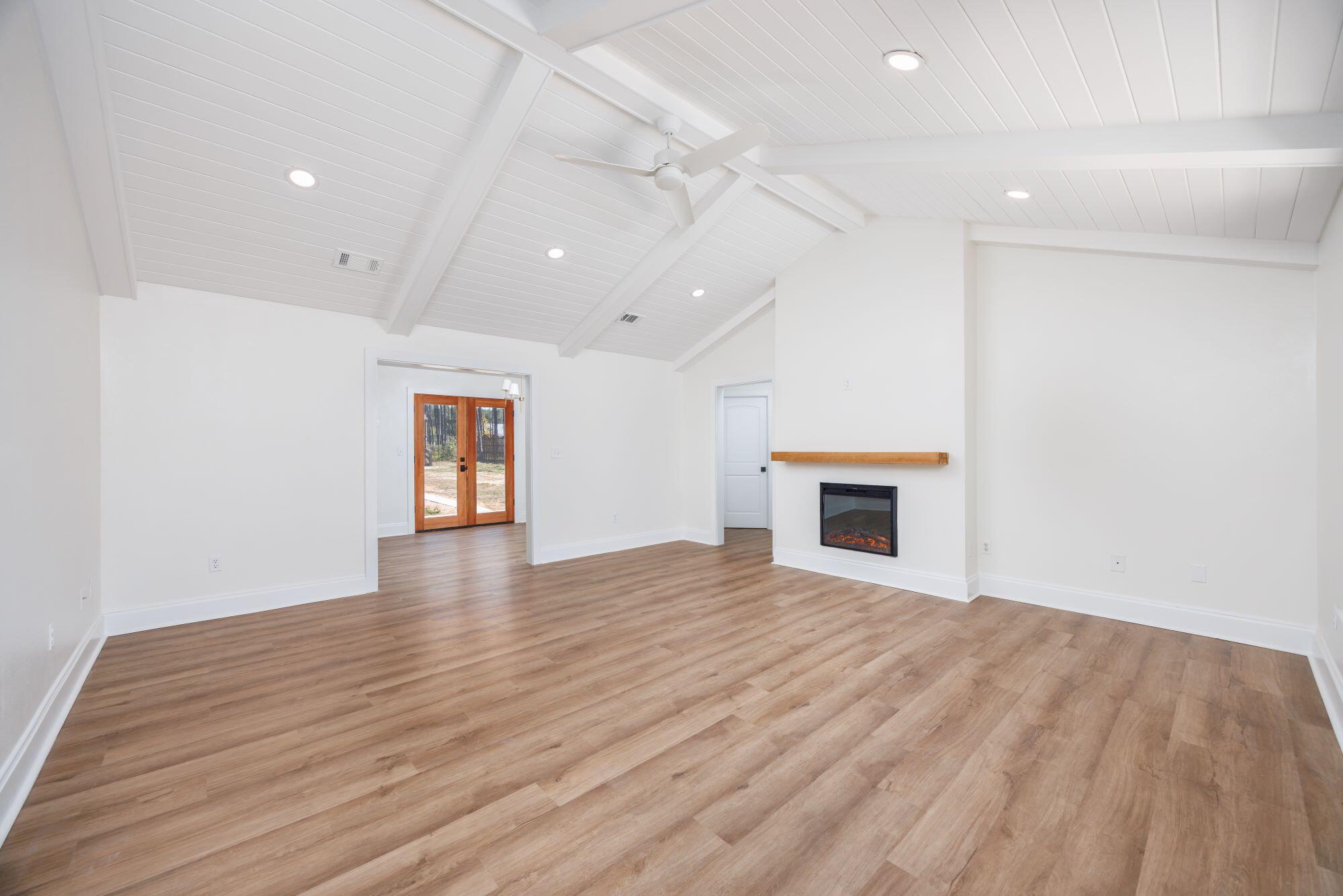 65 Happy Hollow Road Freeport, FL 32439 - Photo 12 of 51 65 Happy Hollow Rd-8