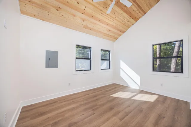 $519,900 | 65 Happy Hollow Road, Freeport, FL 32439