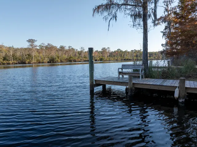 $519,900 | 65 Happy Hollow Road, Freeport, FL 32439