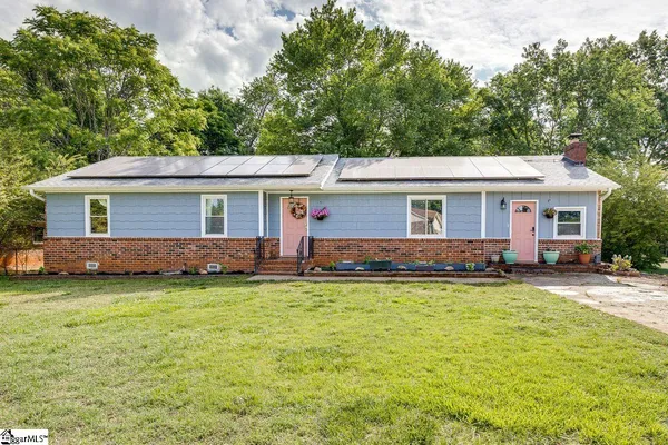 $350,000 | 5 Riverwood Court, Greenville, SC 29617