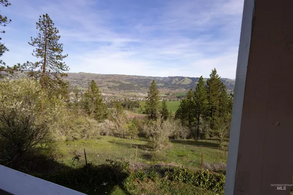 $439,900 | 3230 Highway 64, Kamiah, ID 83536