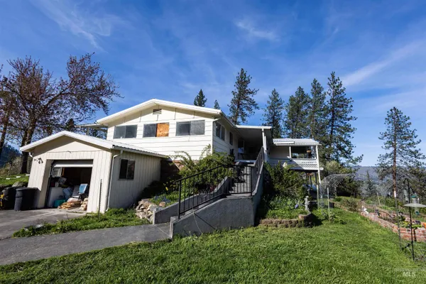 $439,900 | 3230 Highway 64, Kamiah, ID 83536