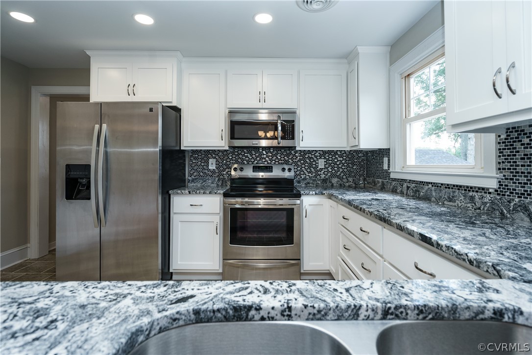 6300 Hickory Road Petersburg, VA 23803 - Photo 14 of 33 Kitchen
