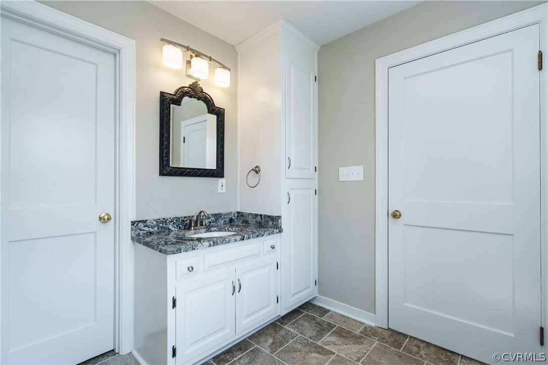 6300 Hickory Road Petersburg, VA 23803 - Photo 27 of 33 Bedroom 2, Full Bathroom