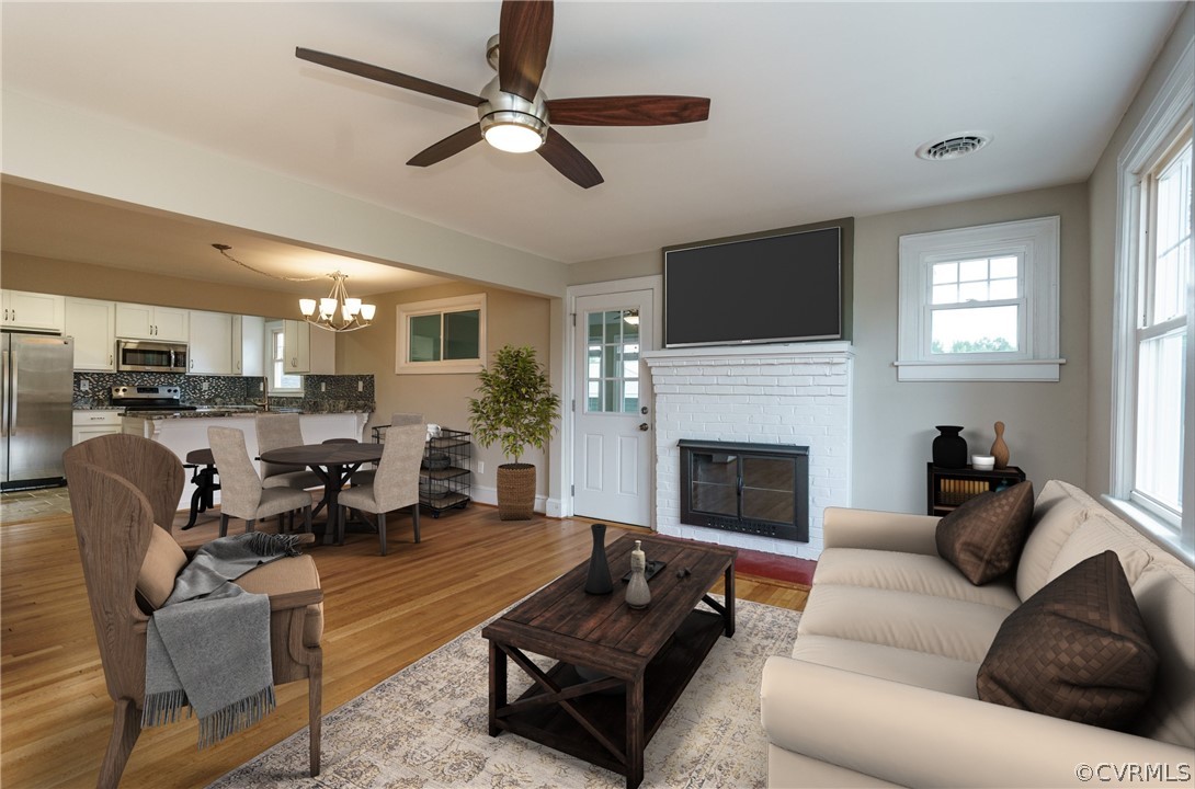 Family Room (virtually staged)