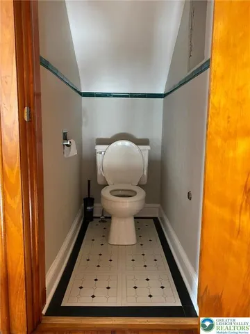 $2,150 | 6450 Sullivan Trail, Wind Gap, PA 18091