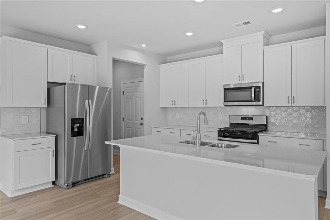 184 Lavinia Circle Duncan, SC 29334 - Photo 7 of 28