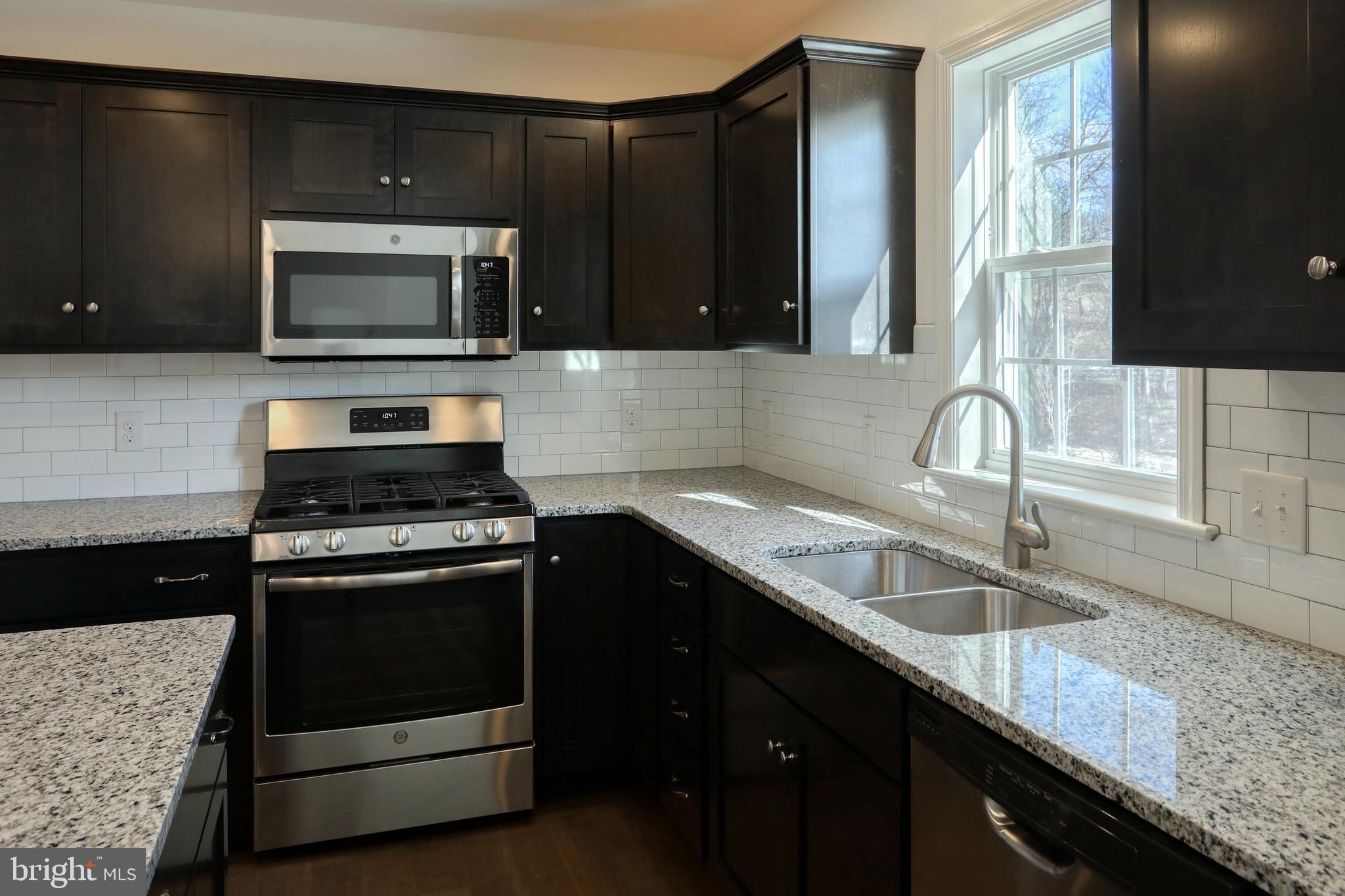 7093 Beaver Spring Road Harrisburg, PA 17111 - Photo 14 of 44 Gallery Image 14