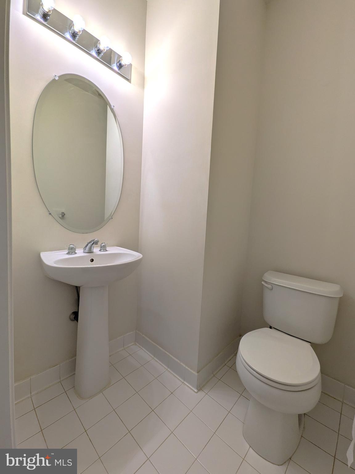 25015 Riding Center Drive Chantilly, VA 20152 - Photo 21 of 40 Main Level Half Bath