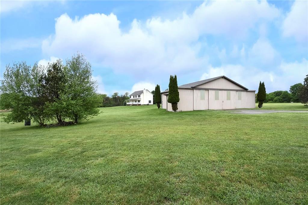 136 Hanny Beaver Road Hookstown, PA 15050 - Photo 3 of 25 Gallery Image 3