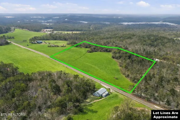 $199,900 | 62 Highway Deer Lodge, Deer Lodge, TN 37726