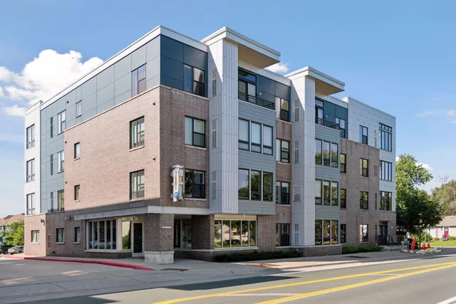 $239,900 | 7600 Lyndale Avenue South, Unit 228, Richfield, MN 55423