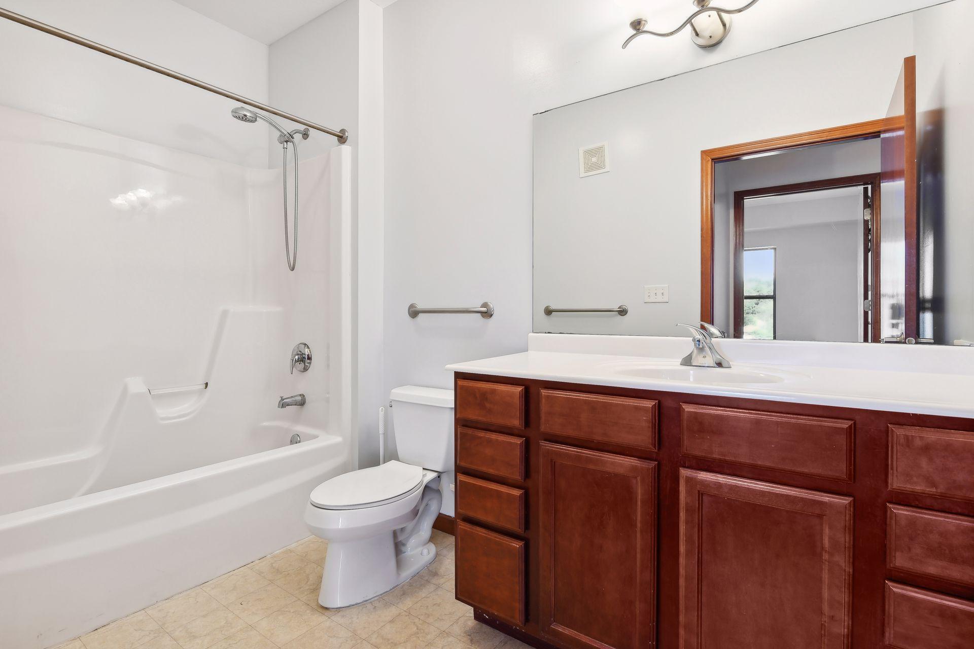 7600 Lyndale Avenue South, Unit 228 Richfield, MN 55423 - Photo 24 of 42