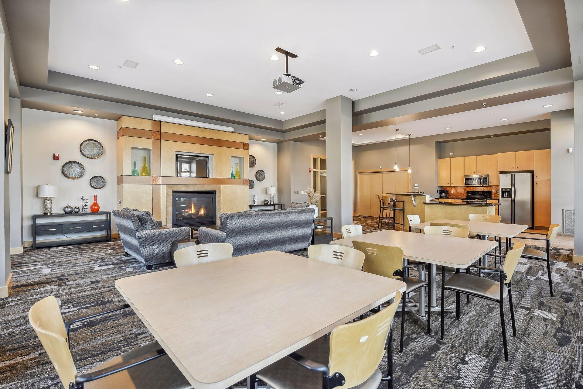 7600 Lyndale Avenue South, Unit 228 Richfield, MN 55423 - Photo 28 of 42