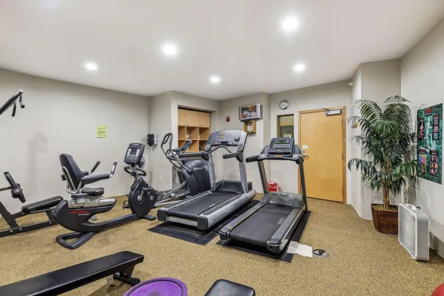 $239,900 | 7600 Lyndale Avenue South, Unit 228, Richfield, MN 55423